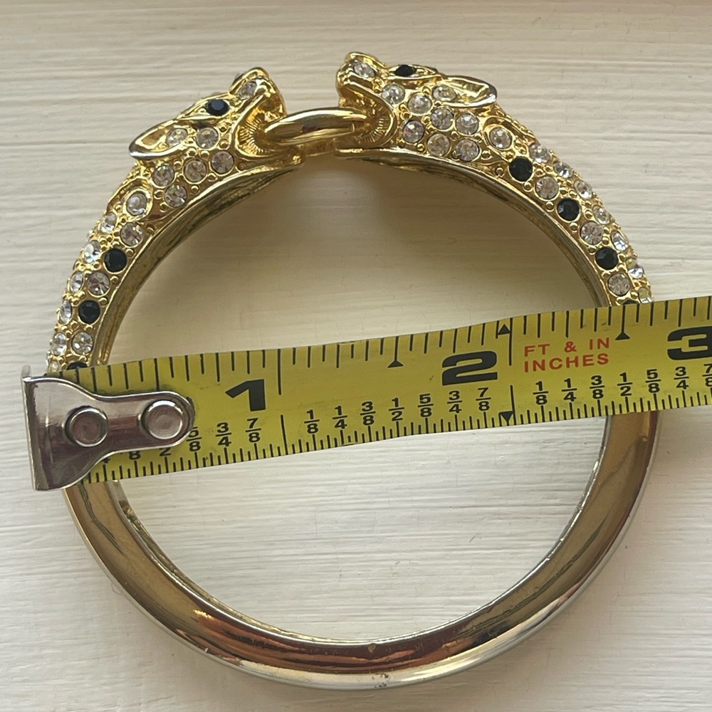 Vintage Leopard Panther Bracelet Gold Tone Rhinestone Hinged Bangle Animal Head - Picture 8 of 8